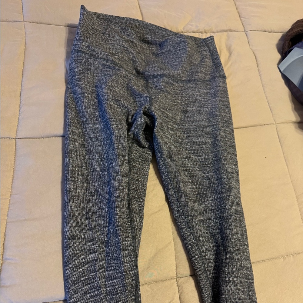 Lululemon size 10 leggings
